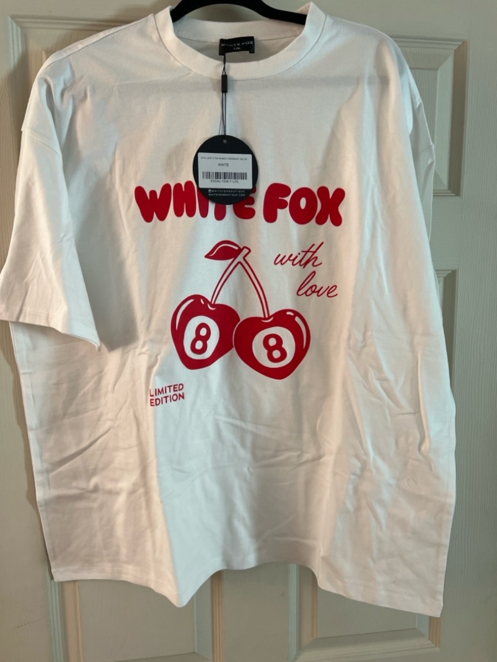 White Fox Oversized Cherry Graphic Tee NWT L/XL Y2K Coquette Streetwear